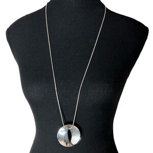 LIA SOPHIA Silver Toned Obscura Lustrous Retired Necklace Pendant Long Chain